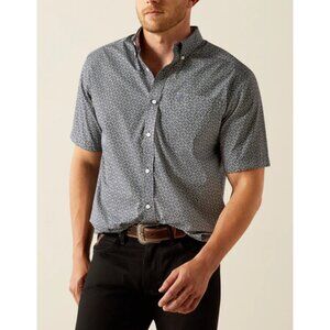 NEW ARIAT MEN'S WRINKLE FREE OCTAVIUS CLASSIC FIT BUTTON DOWN SHIRT